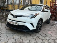 Фото авто Toyota C-HR