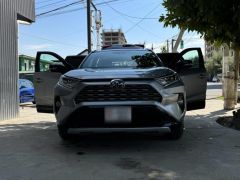 Сүрөт унаа Toyota RAV4