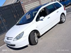 Photo of the vehicle Peugeot 307