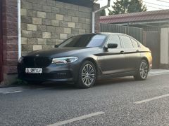 Photo of the vehicle BMW 5 Series