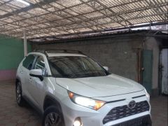 Сүрөт унаа Toyota RAV4