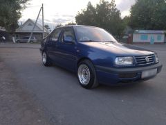 Photo of the vehicle Volkswagen Vento