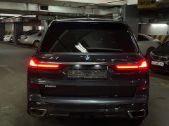 Photo of the vehicle BMW X7