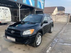 Сүрөт унаа Toyota RAV4