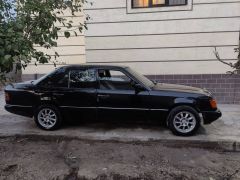 Фото авто Mercedes-Benz W124