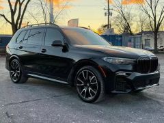 Photo of the vehicle BMW X7