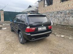 Photo of the vehicle BMW X5