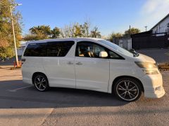 Сүрөт унаа Toyota Vellfire