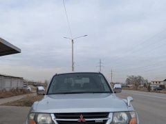 Сүрөт унаа Mitsubishi Pajero