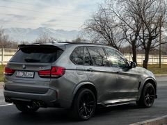 Photo of the vehicle BMW X5