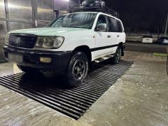 Сүрөт унаа Toyota Land Cruiser