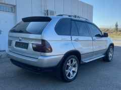 Photo of the vehicle BMW X5