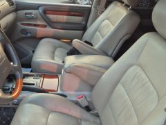 Photo of the vehicle Lexus LX