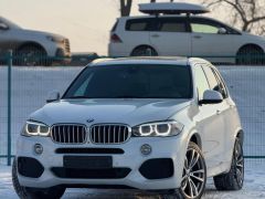 Photo of the vehicle BMW X5