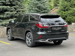 Photo of the vehicle Lexus RX