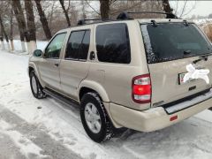 Сүрөт унаа Nissan Pathfinder