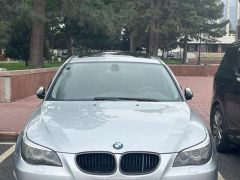 Photo of the vehicle BMW 5 Series