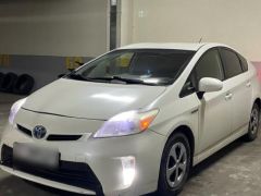 Фото авто Toyota Prius