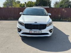 Фото авто Kia Carnival