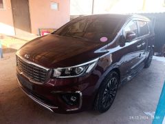 Фото авто Kia Carnival