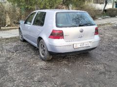 Фото авто Volkswagen Golf