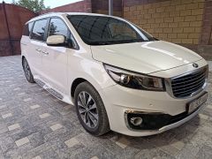 Фото авто Kia Carnival