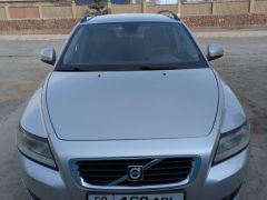 Photo of the vehicle Volvo V50