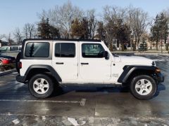 Фото авто Jeep Wrangler