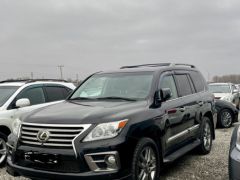 Photo of the vehicle Lexus LX