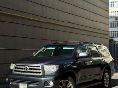 Сүрөт унаа Toyota Sequoia