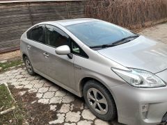 Фото авто Toyota Prius