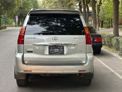 Photo of the vehicle Lexus GX