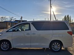 Сүрөт унаа Toyota Alphard