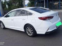 Photo of the vehicle Hyundai Sonata