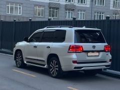 Фото авто Toyota Land Cruiser