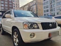 Сүрөт унаа Toyota Kluger