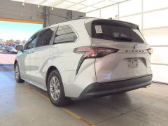 Сүрөт унаа Toyota Sienna