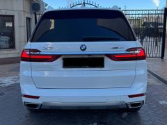 Фото авто BMW X7