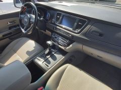 Сүрөт унаа Kia Carnival