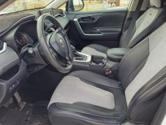 Сүрөт унаа Toyota RAV4