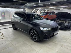 Фото авто BMW X7