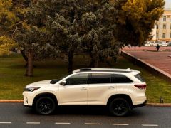 Фото авто Toyota Highlander