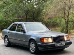 Фото авто Mercedes-Benz W124