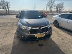 Сүрөт унаа Toyota Highlander