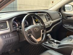 Сүрөт унаа Toyota Highlander