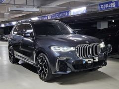 Фото авто BMW X7