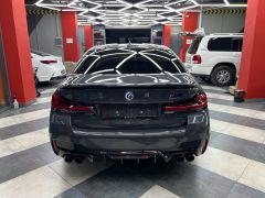 Сүрөт унаа BMW M5