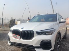 Photo of the vehicle BMW X5