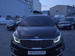 Сүрөт унаа Kia Carnival