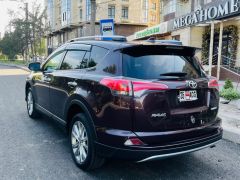 Сүрөт унаа Toyota RAV4